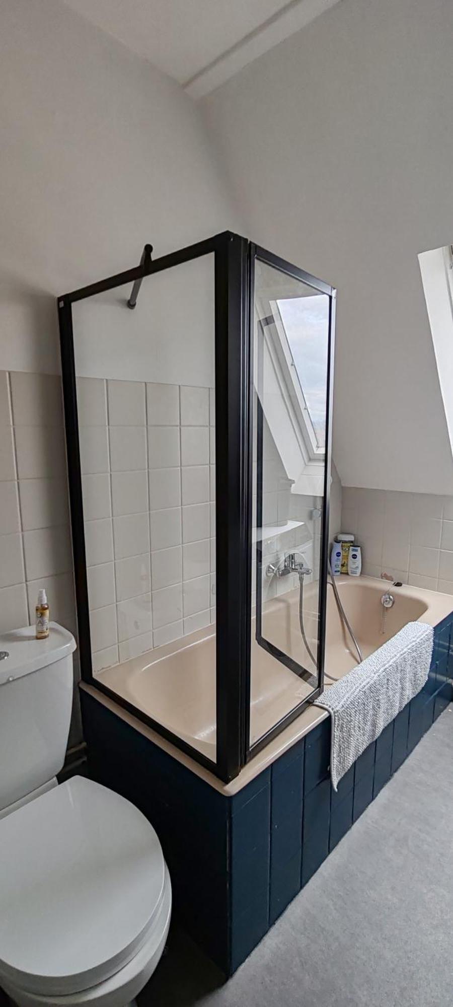 Apartment Cocon Sous Les Toits - Vue Sur Les Chateaux Et Le Vignoble - Proche Centre - Parking Gratuit *